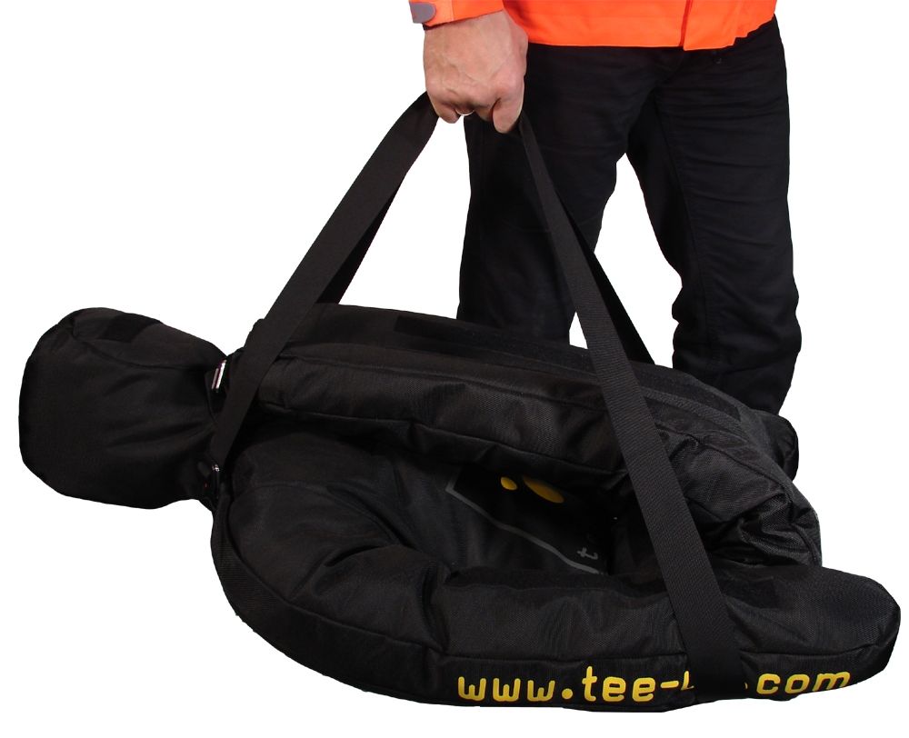 tee-uu_1105-9006_crash_carry_bungspuppe_trageweise_tasche