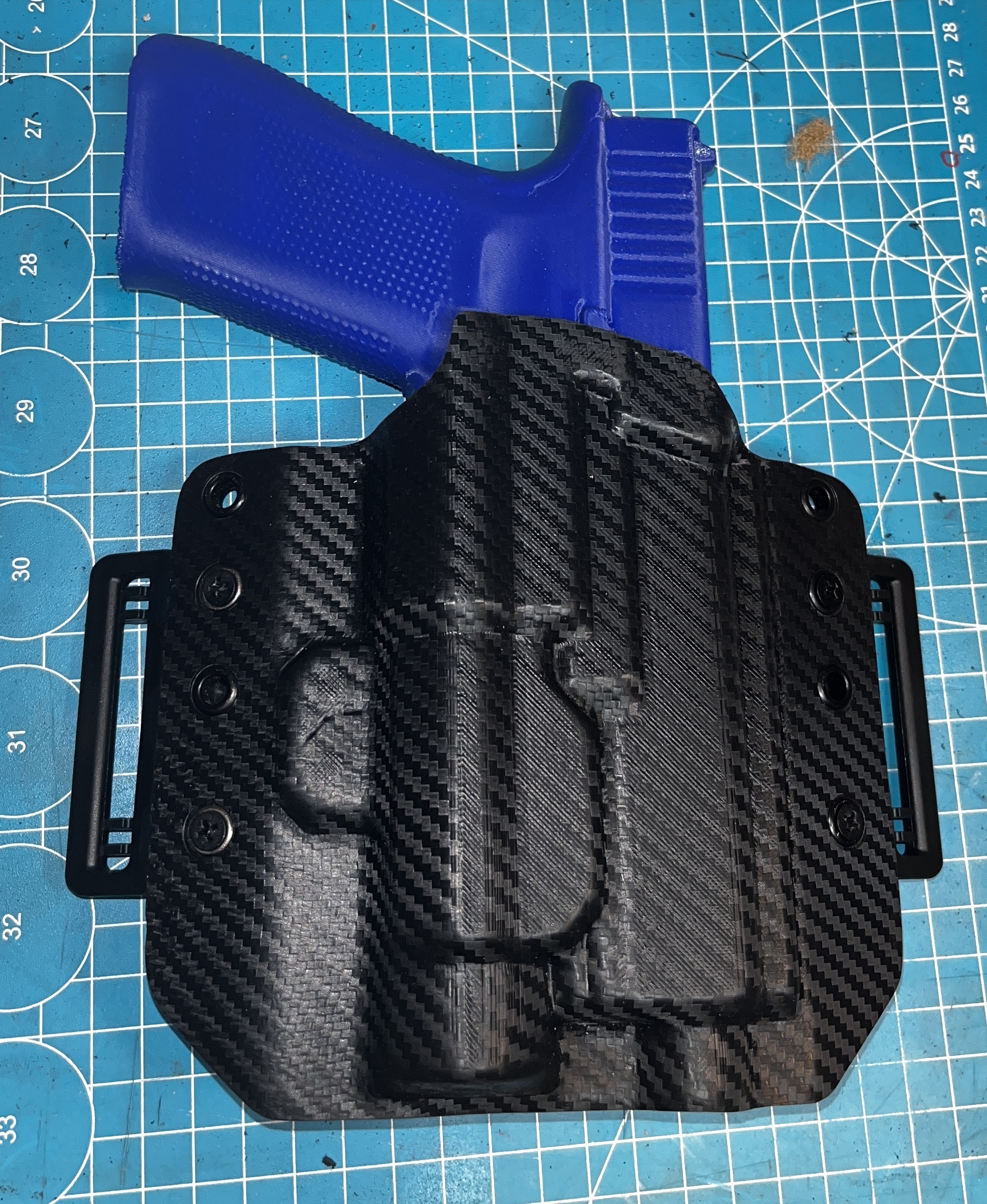 Holster Kydex (OWB) pour GLOCK 17/19/45 avec Lampe Tactique
