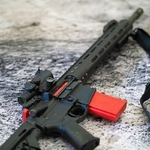 MANTIS LASER ACADEMY BLACKBEARD AR15 LASER ROUGE