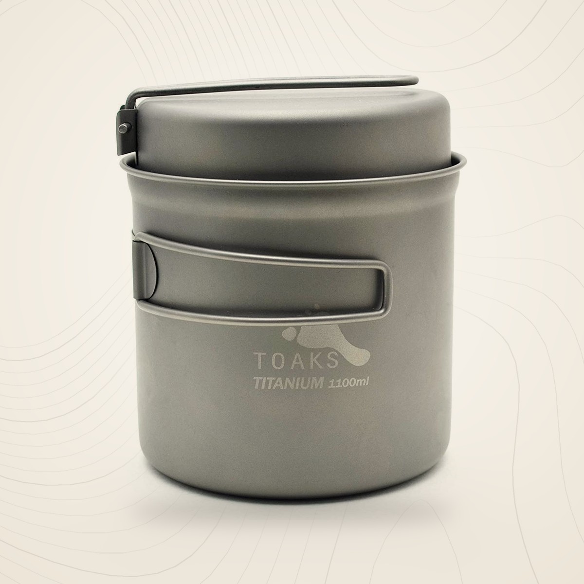 Popote TOAKS en titane 1100 ml avec poêle en couvercle, sur fond lin