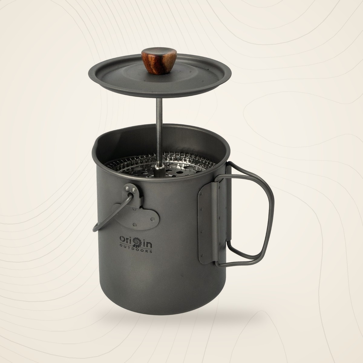 Cafetière à piston en titane Origin Outdoors 750 ml sur fond lin