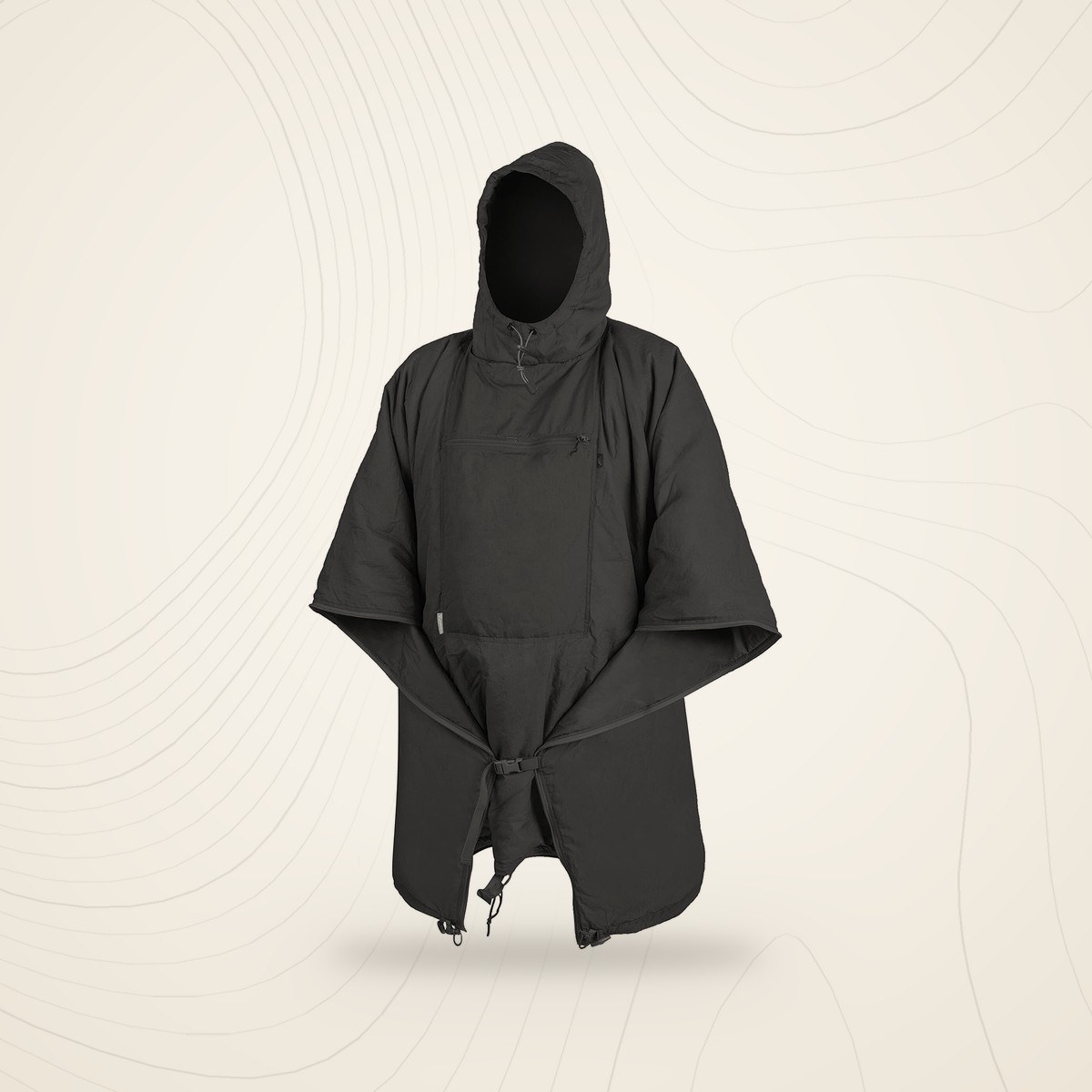 Poncho liner Helikon-Tex Swagman Roll gris sur mannequin invisible, capuche relevée, sur fond lin