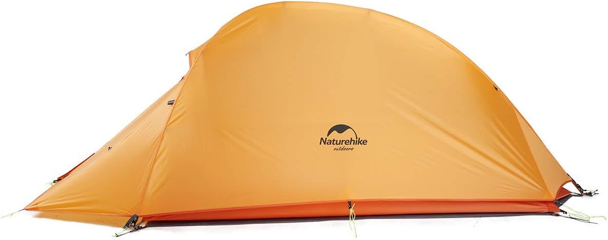 Tente Naturehike Cloud-Up 1 vue de côté, double toit orange tendu par ses haubans