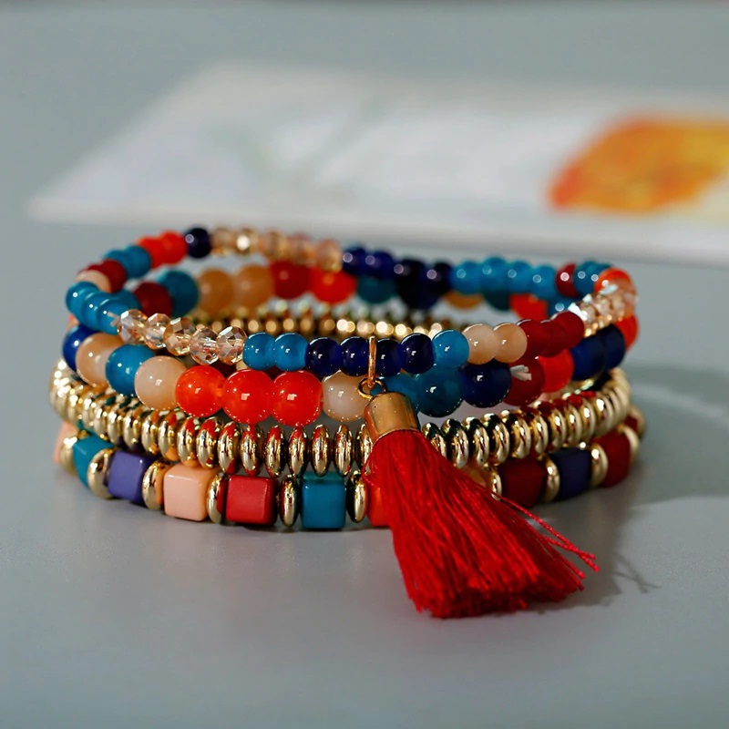 Bracelet ethnique Gitan en perles et pompon