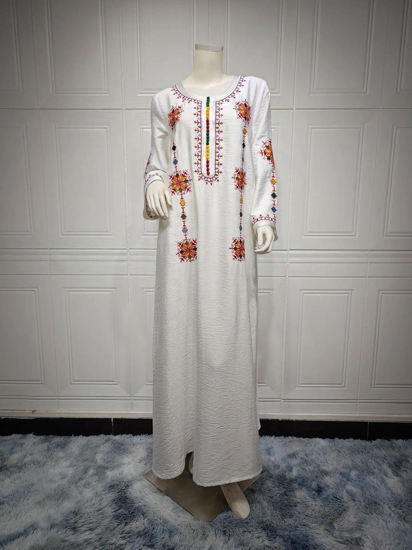 Robe blanc arabe