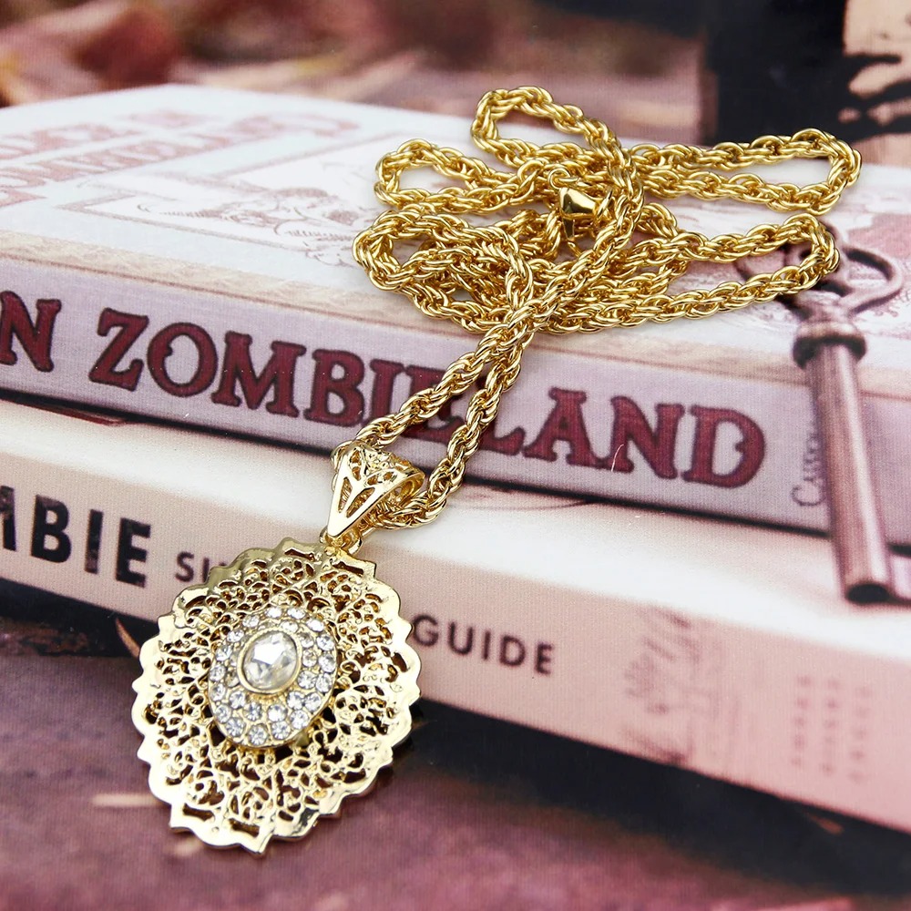 Collier ajourée orientale