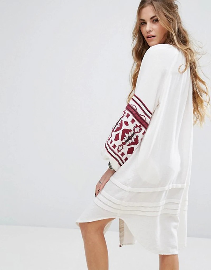 robe courte blanche boème