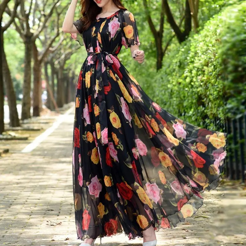 Robe sombre longue