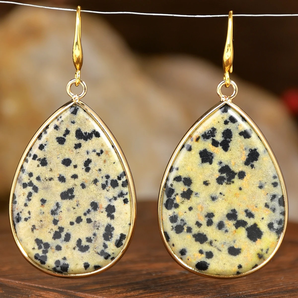 Boucle d oreille dalmatian stone