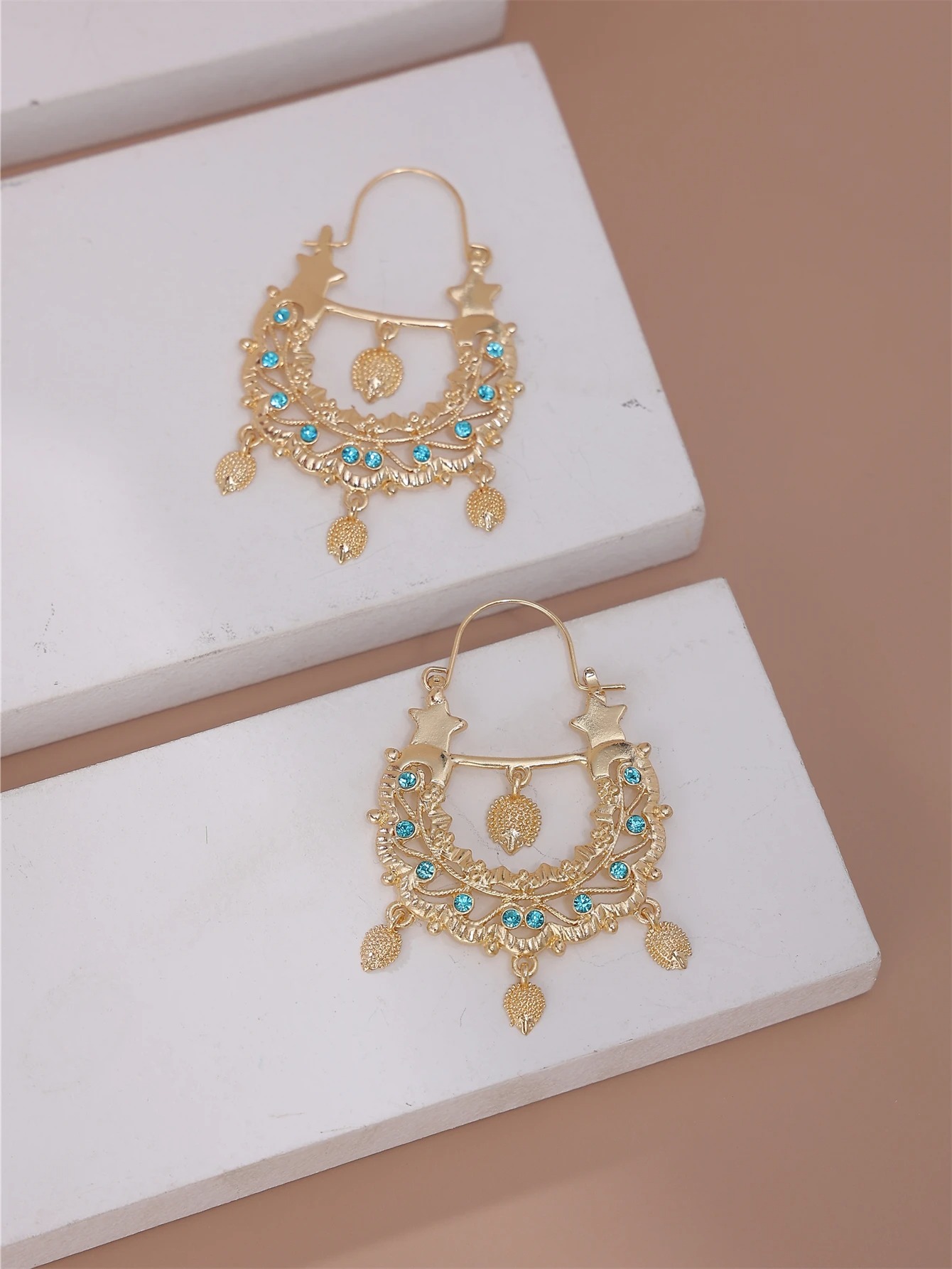 Boucles d oreille strass
