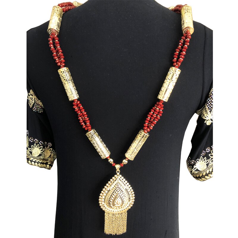 Robe-de-mari-e-manches-longues-accessoire-buste-de-style-marocain-bijoux-caftan-mode-duba-robe