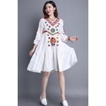Robe fleurie blanche