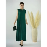 Robe verte sans manche