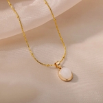 Collier en opale  mystique