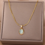 Collier en opale bleu