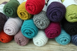 JAWOLL LANG YARNS (2) (Large)