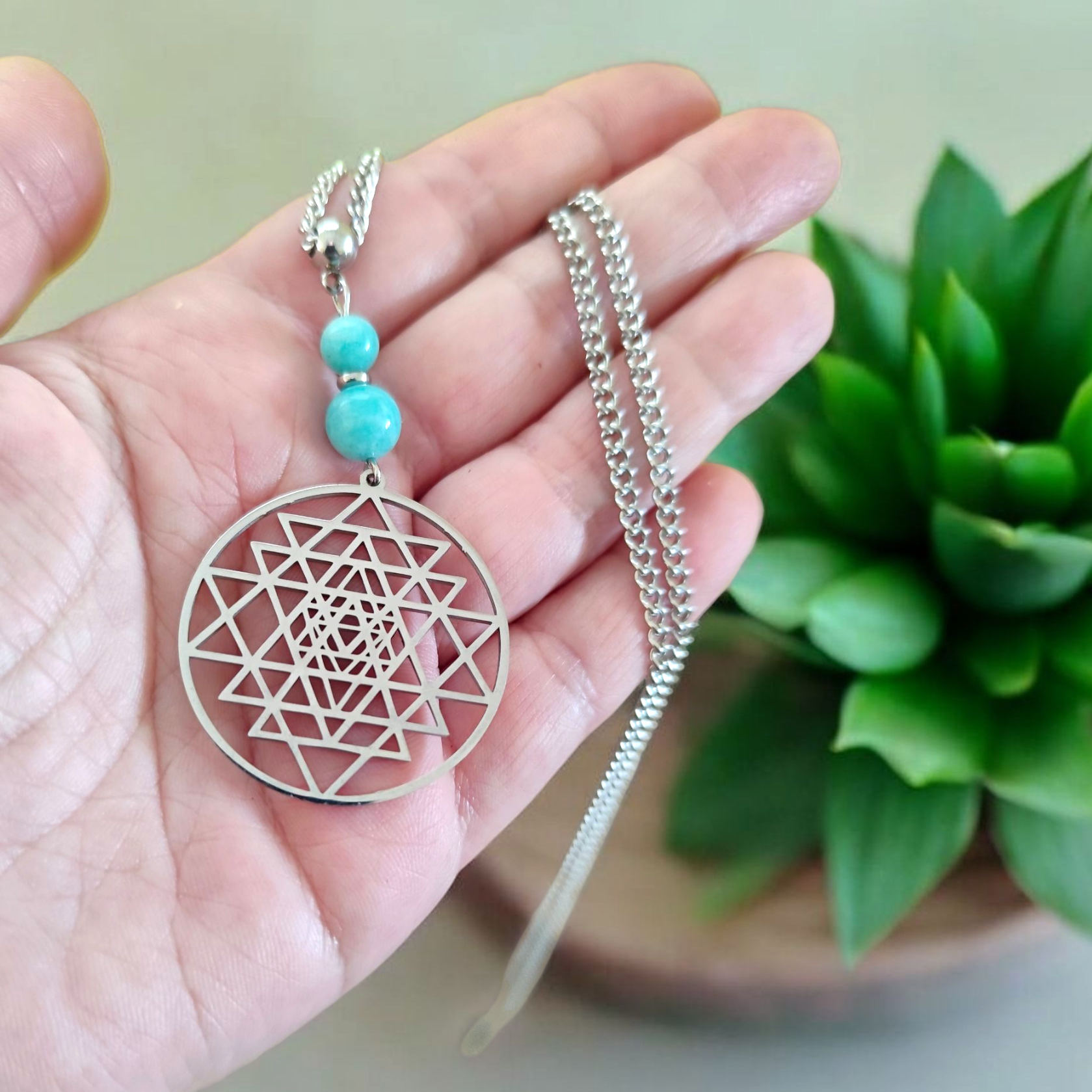 collier-sri-yantra-charme-sens.jpg