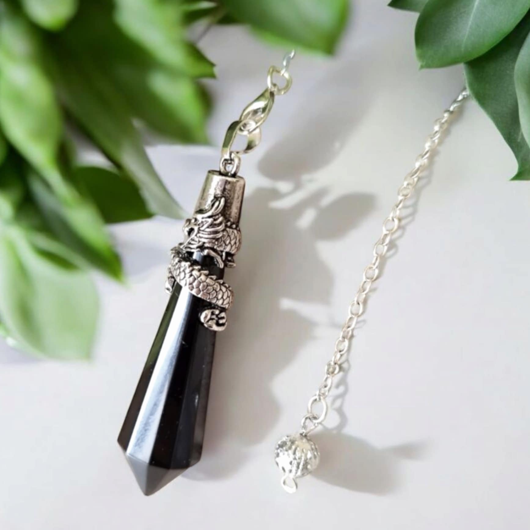 Pendule Dragon en Obsidienne noire naturelle