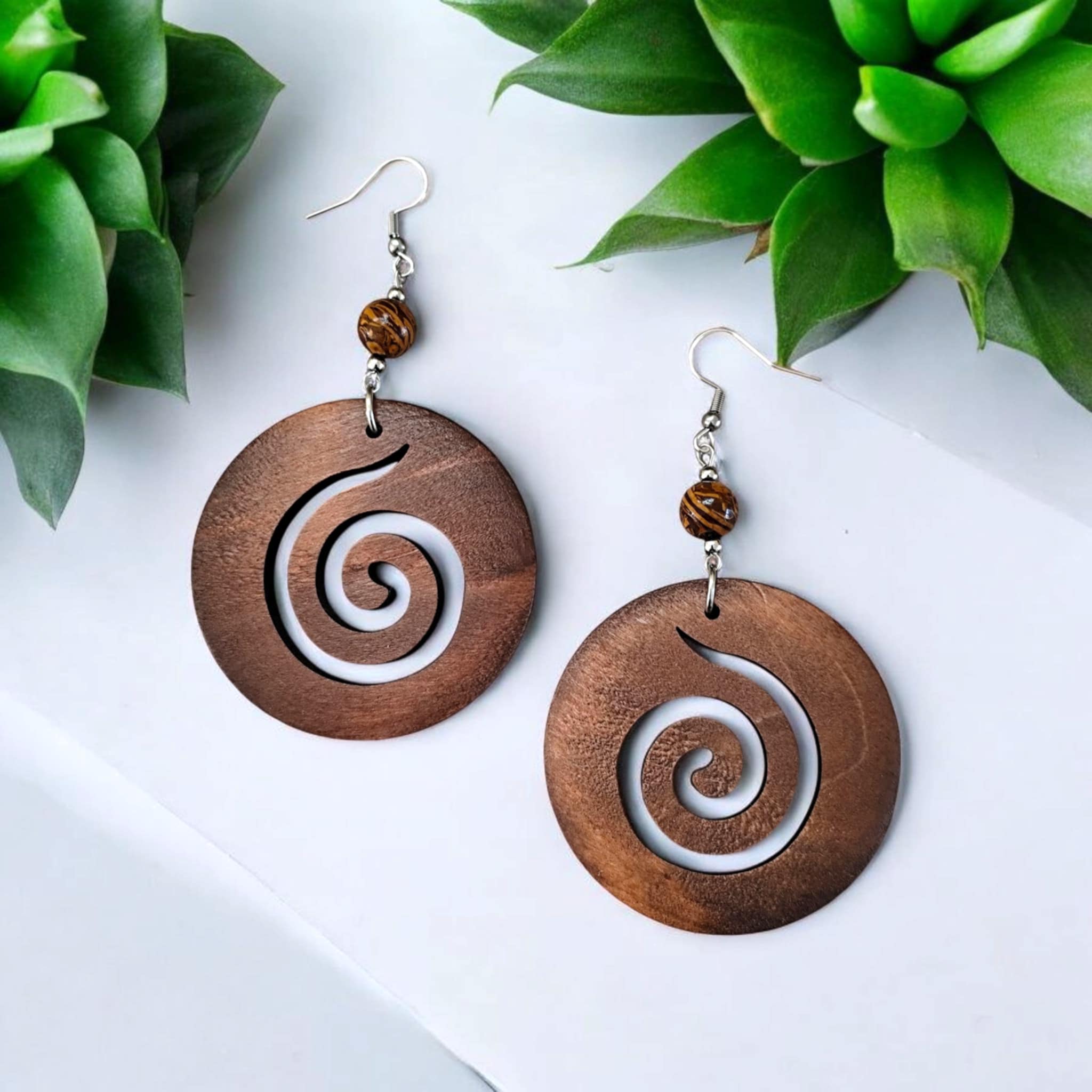 boucles-oreilles-meandre-bois-spirale-pierre-naturelle