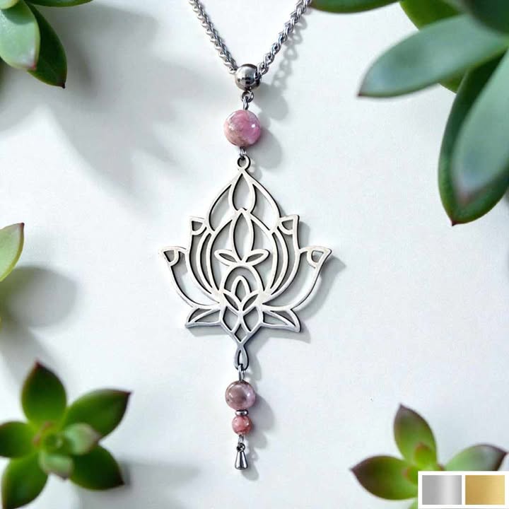 collier-lotus-charme-plenitude.jpg