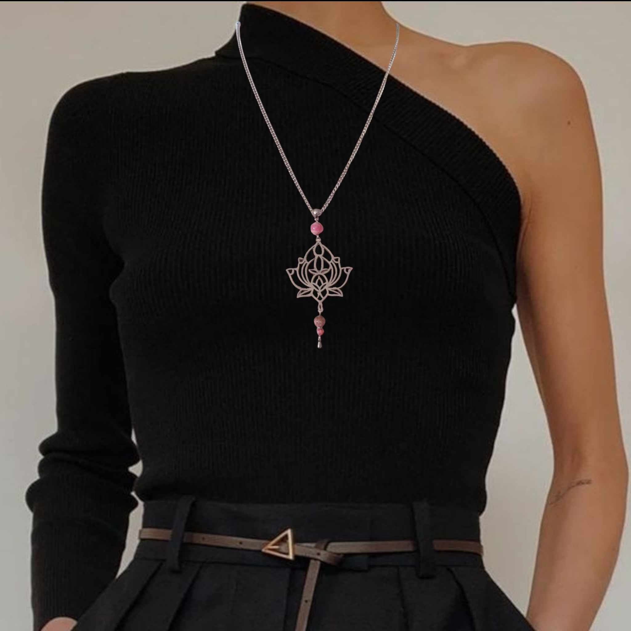 collier-lotus-charme-plenitude.jpg
