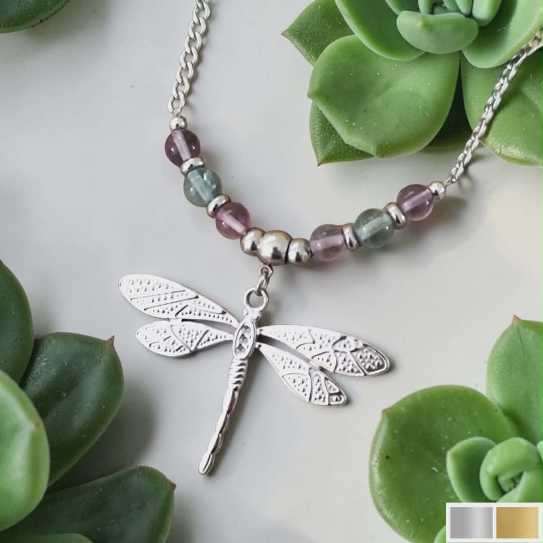 collier-libellule-charme-existence.jpg