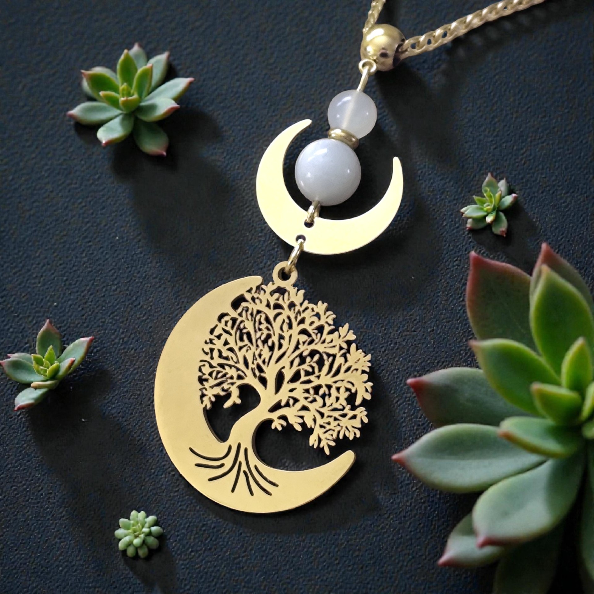 Collier yggdrazil