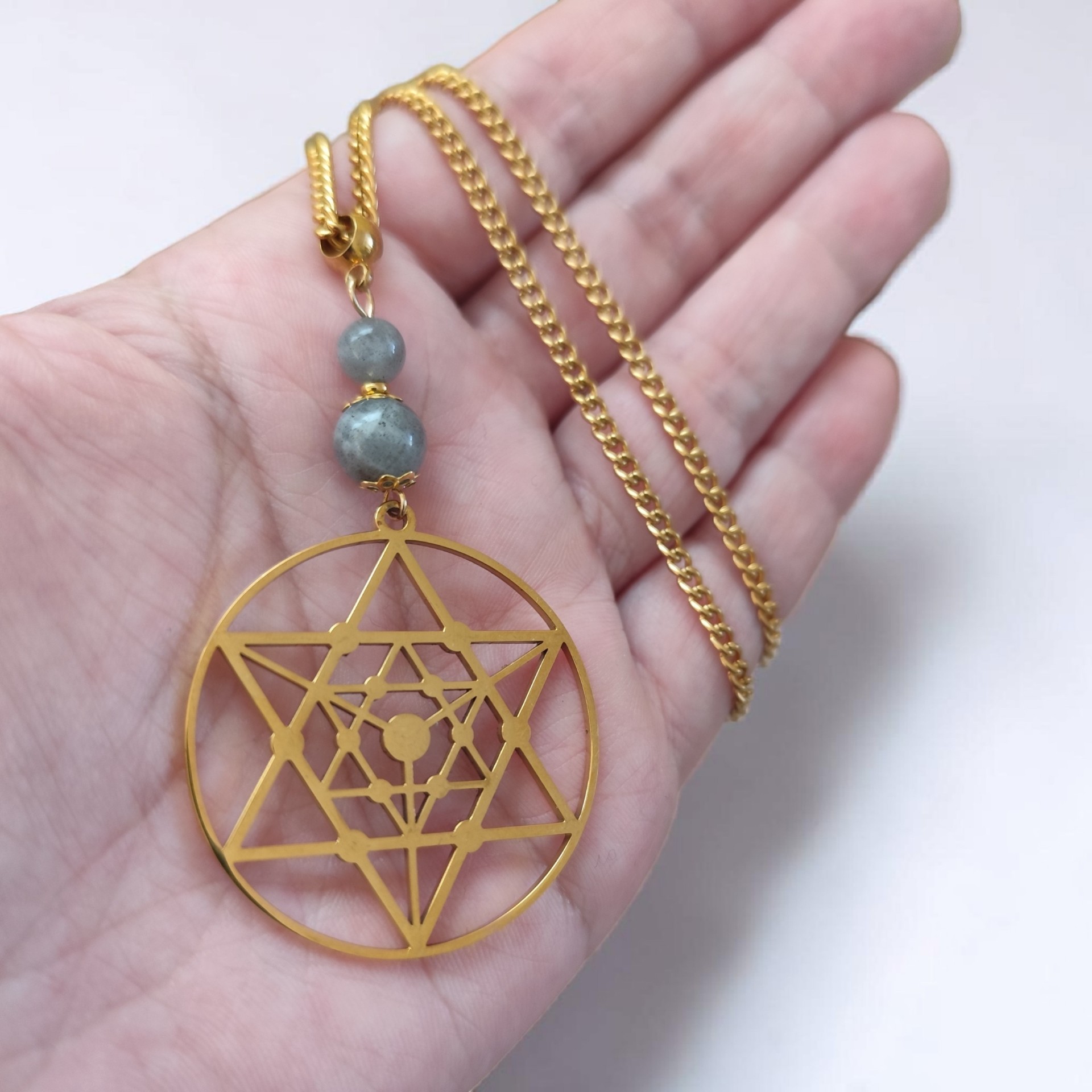 collier-doré-merkabah-charme-immensite.jpg