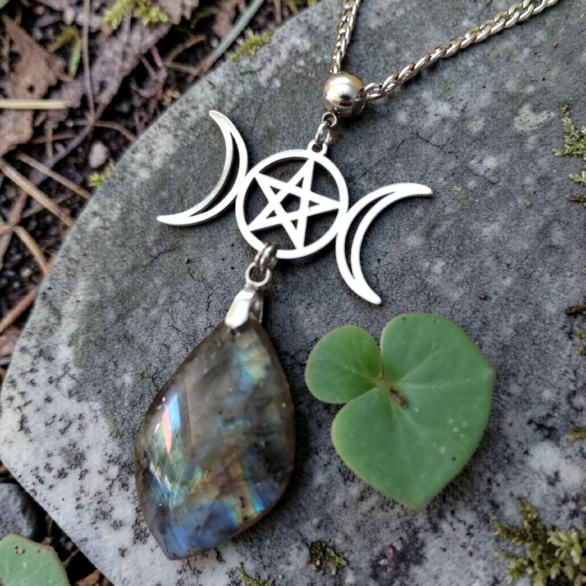collier-lune-pentacle-labradorite