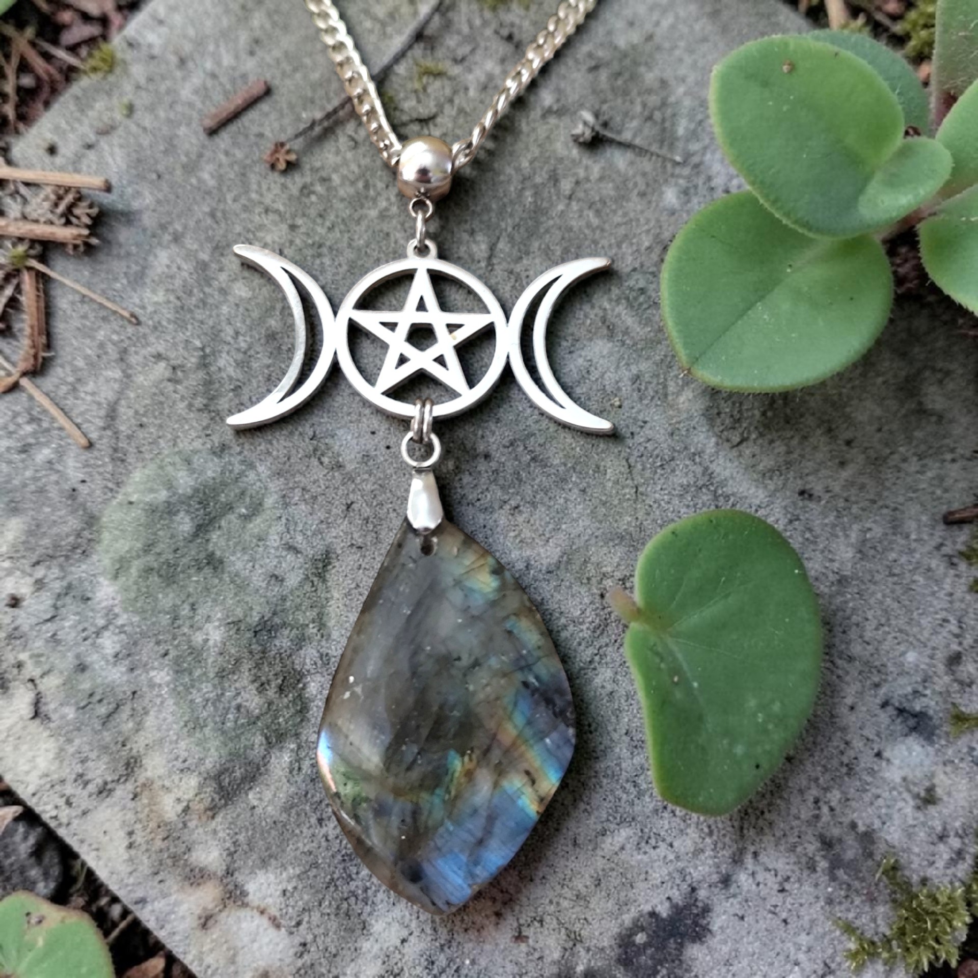 collier-lune-pentacle-labradorite