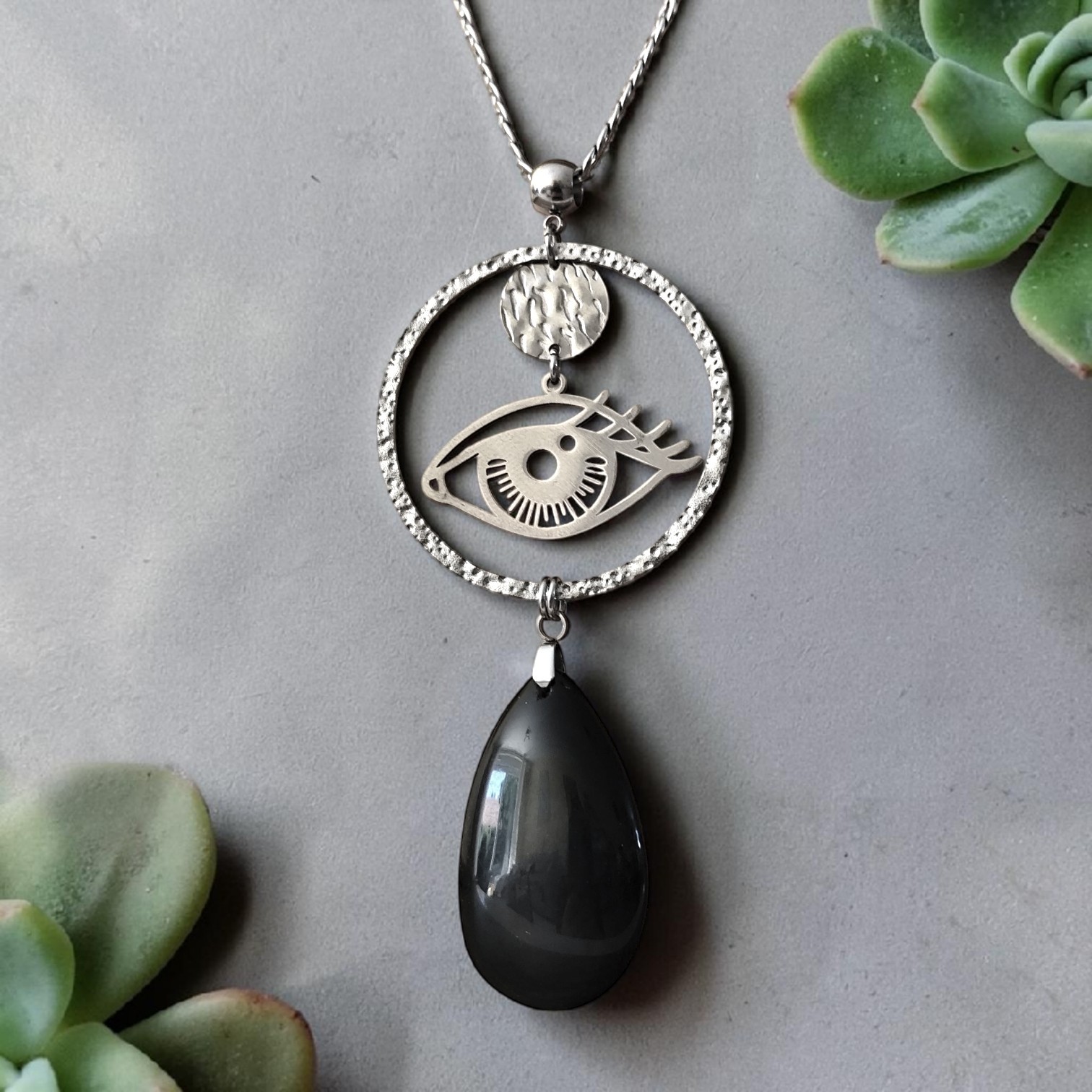 collier-oculus-charme-clairvoyance.jpg