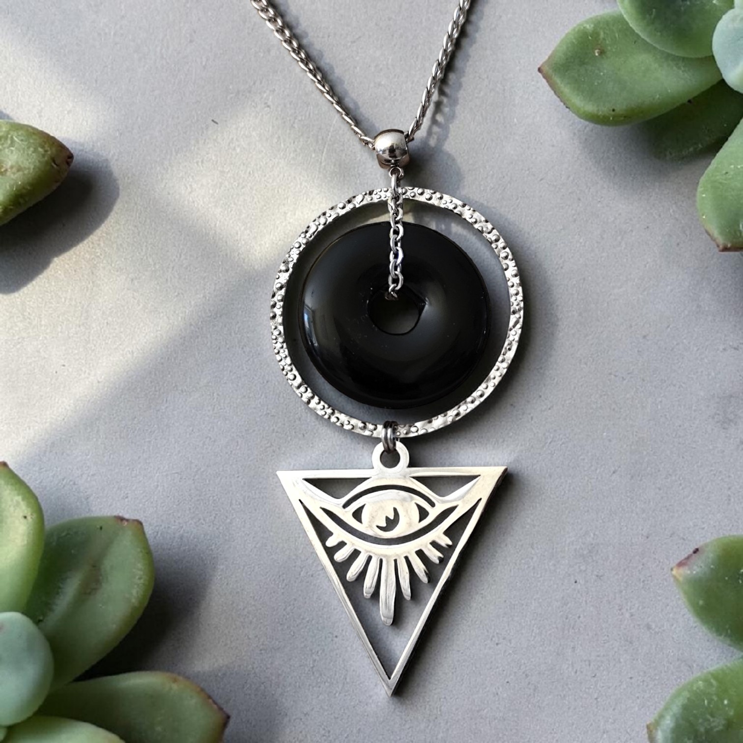 collier-oeil-mystique-obsidienne-charme-discernement.jpg