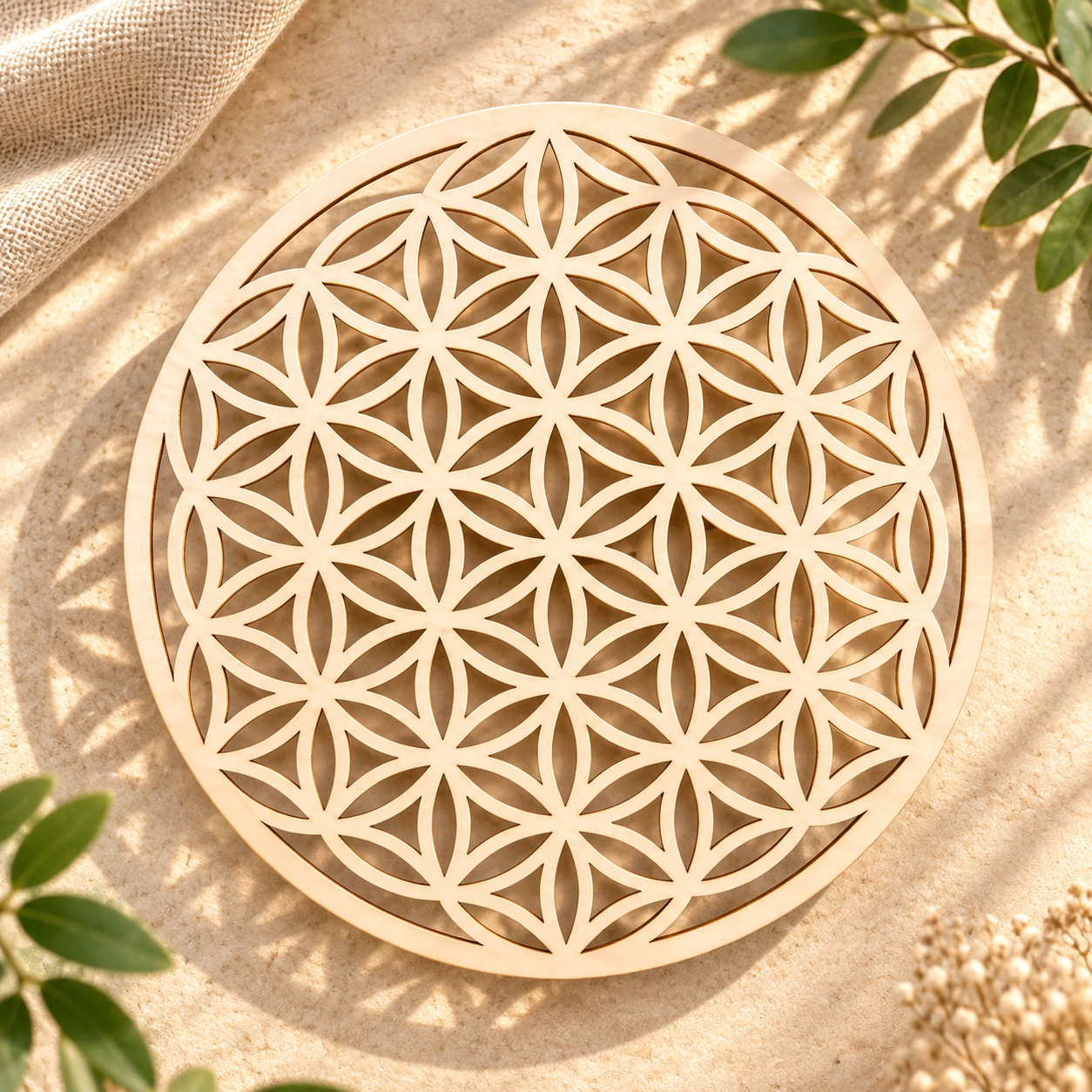 fleur-de-vie-en-bois-ajoure-20-cm-pour-pierres-et-meditation