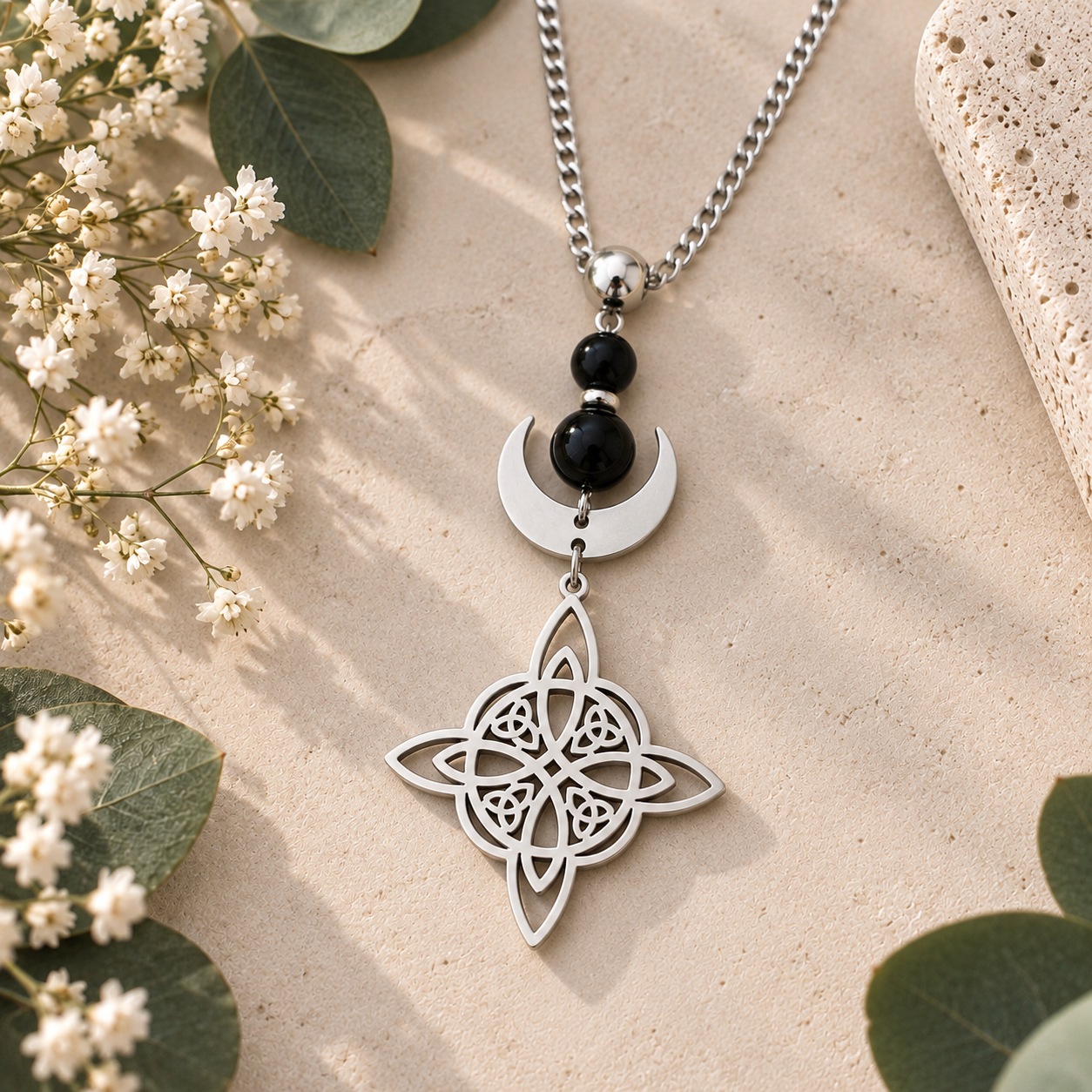 collier-noeud-sorciere-protection