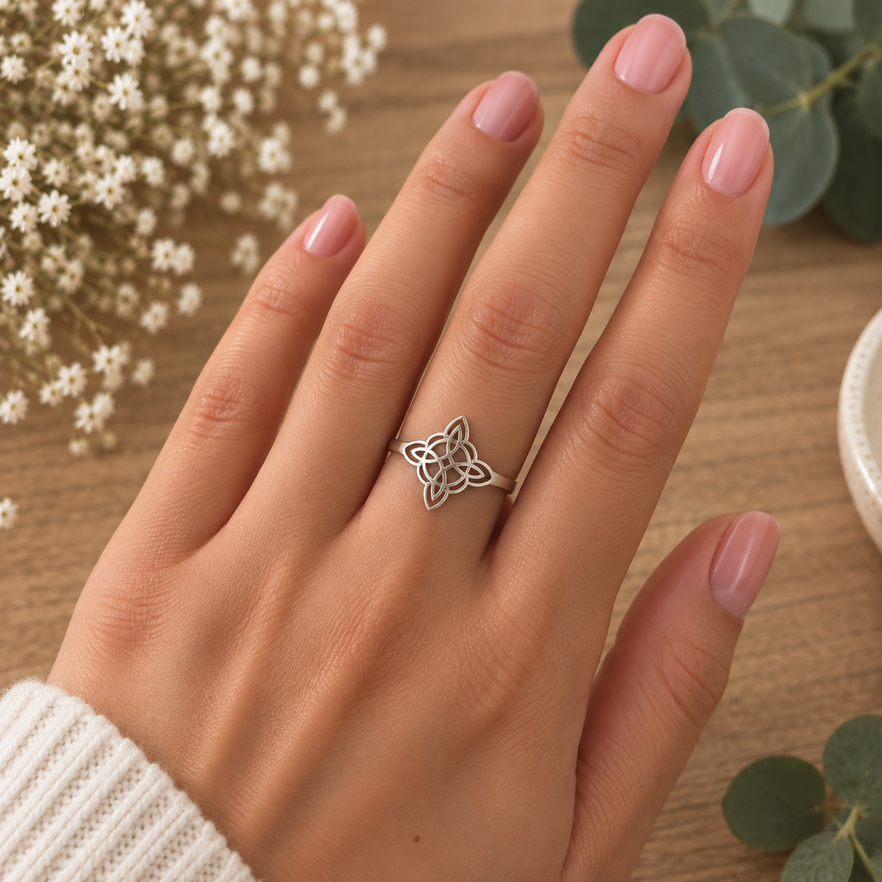 bague-nœud-sorcière-protection-portée