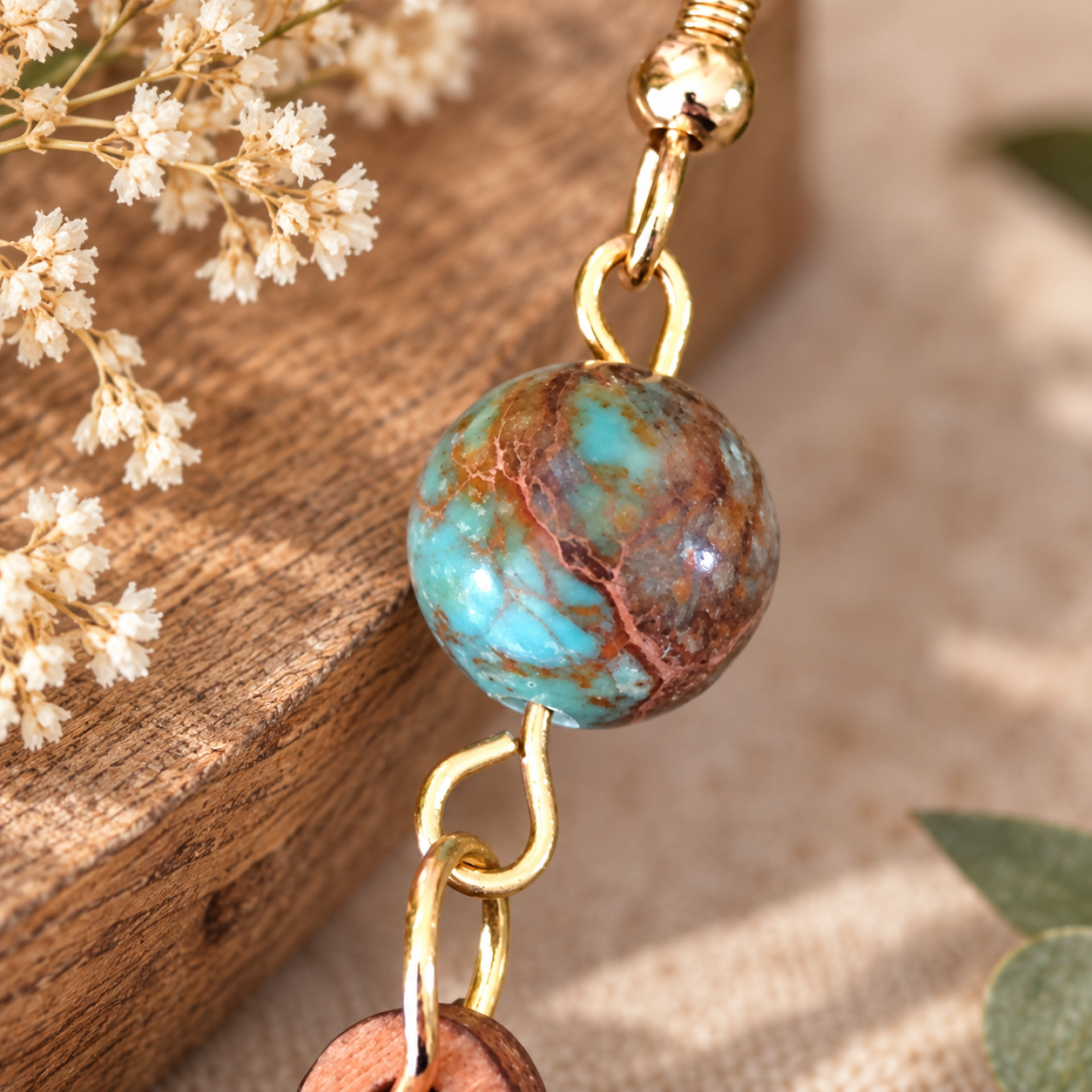 boucles-d-oreilles-aion-soleil-lune-et-jaspe-aqua-terra