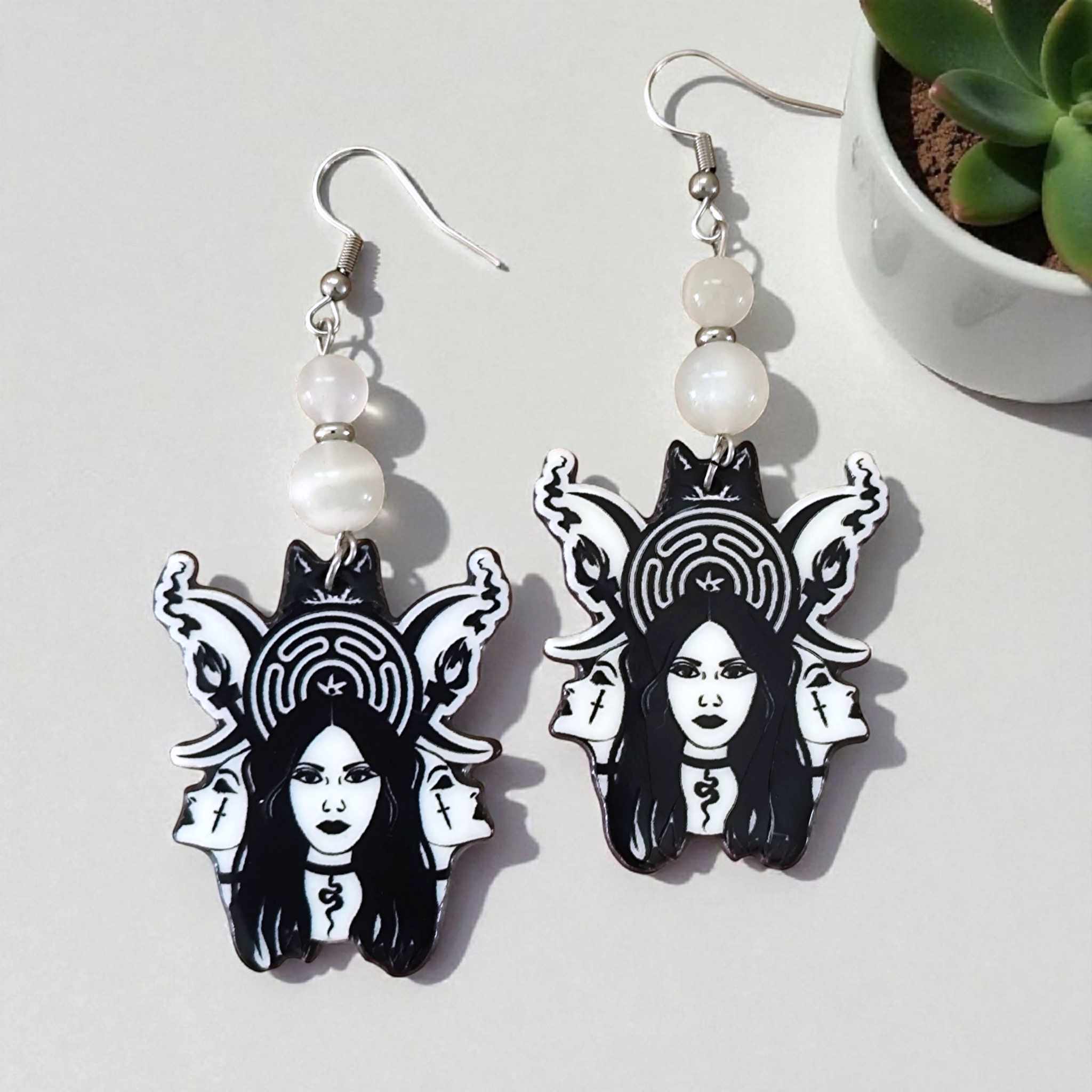 Boucles d'oreilles Lucide – Figure mystique