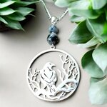 collier-corbeau-morrigan-pierre-naturelle