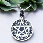 collier-pentacle-charme-essence.jpg