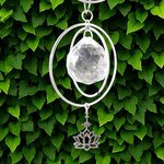 selenia-attrape-soleil-meditation-lotus.jpg