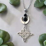 Collier noeud de sorcière