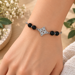 bracelet-nœud-de-sorcière-porté