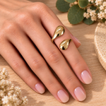 bague-dorée-lola-equilibre-portée