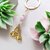 Arel porte-clés triquetra avec pentacle, soleil, lunes et pierres naturelles