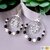 Boucles d'oreilles Justesse – Lotus et pierre naturelle