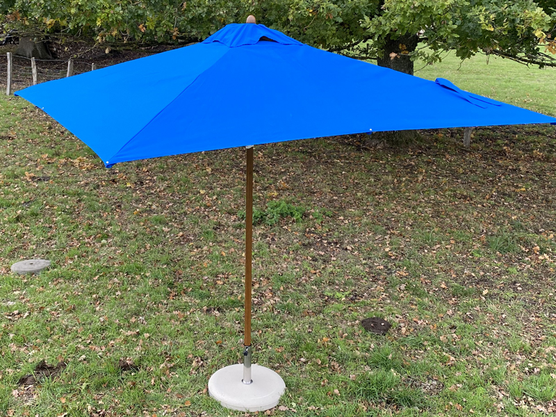 parasol-bois-carre-3x3003