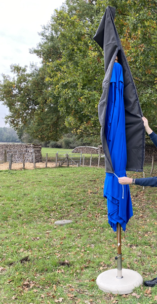 Parasol CICCIO, Ø 350 cm, Mécanisme facile à manipuler, Housse de