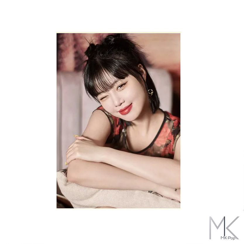GIDLE-Posters-Stickers-Dumbi-Dumbi-soojin-night
