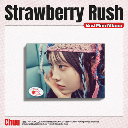 CHUU-Strawberry-Rush-Stayg-Album-cover
