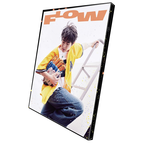 ONEW-SHINEE-Flow-photobook-version-weekend